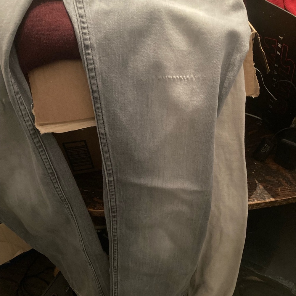 HUGO Gray Straight Jeans Classic Design